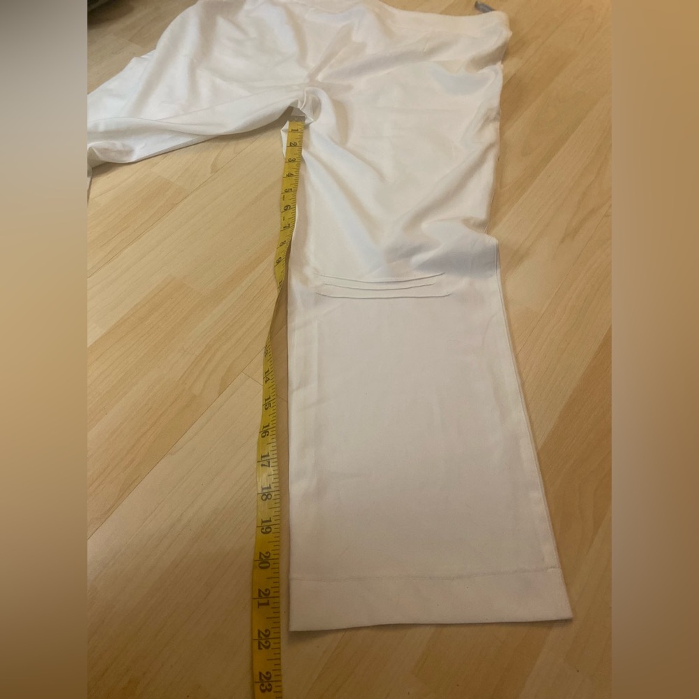White pants - Picture 8 of 16